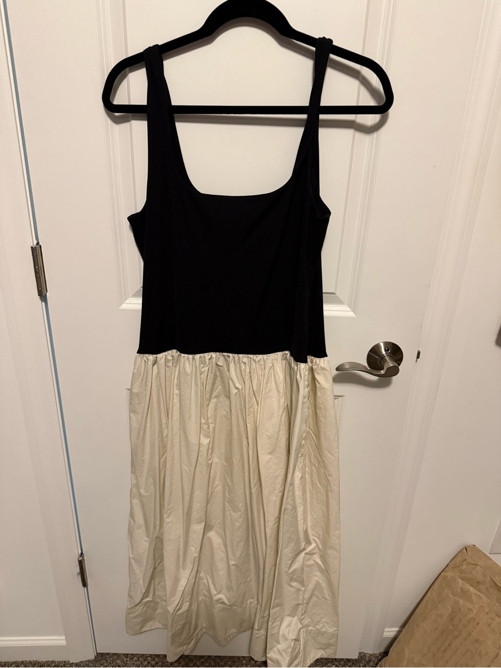 Banana Republic Black Bodice Cream Skirt Maxi Dress - Picture 3 of 3